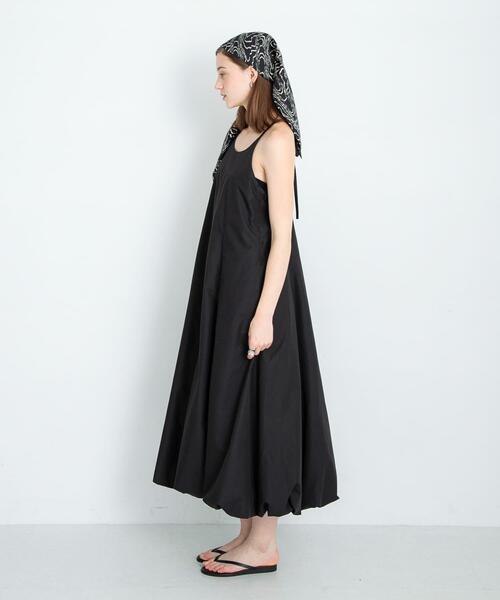 URBAN RESEARCH Sonny Label(アーバンリサーチサニーレーベル)の「バルーンヘムキャミワンピース(ワンピース・レディース・ブラウン系その他/ブラック・FREE)」の21枚目の写真