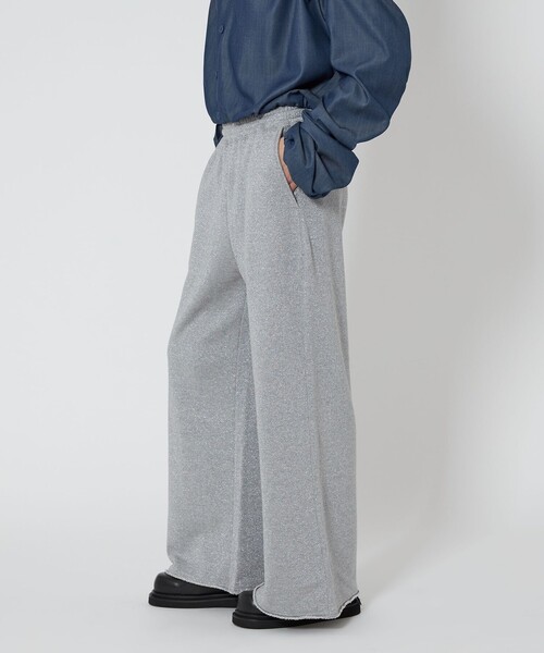ASTRAET(アストラット)の「<ASTRAET>ラメ ウラケ スウェットワイドパンツ(その他パンツ・レディース・ライトグレー/ダークグレー・1/0)」の7枚目の写真