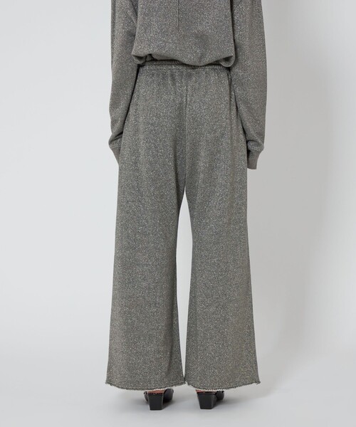 ASTRAET(アストラット)の「<ASTRAET>ラメ ウラケ スウェットワイドパンツ(その他パンツ・レディース・ライトグレー/ダークグレー・1/0)」の12枚目の写真