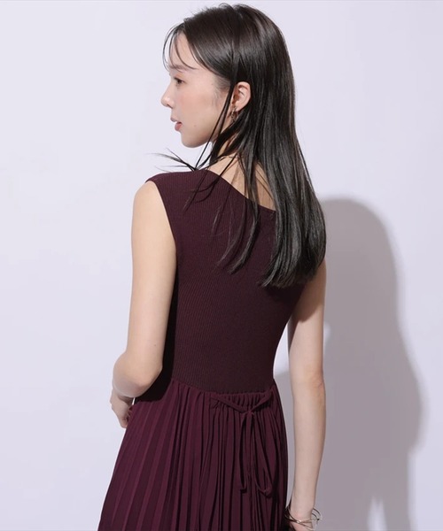 Mystrada（マイストラーダ）の「プリーツメロードッキングワンピース（ワンピース・レディース・ネイビー/レッド系その他3/キャメル/ピンク・38/36/34）」の22枚目の写真