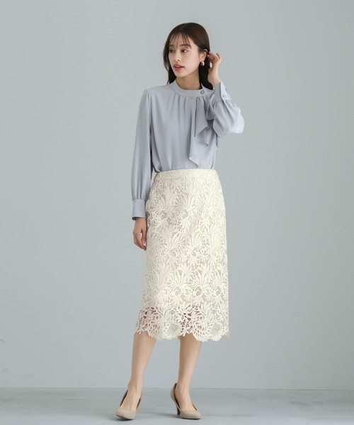 WHITE JOOLA（ホワイトジョーラ）の「【 クチュールライク 】  ソフトツイル・アシンメトリーフリルブラウス（シャツ/ブラウス・レディース・ベージュ/サックスブルー/オフホワイト・S/M/L）」の15枚目の写真