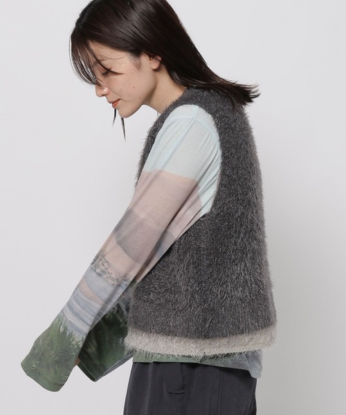niko and...（ニコアンド）の「レイヤードフェザーベスト（ベスト・レディース・ライトグレー/チャコール・MEDIUM/LARGE）」の5枚目の写真