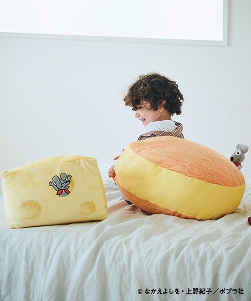ねろちゃん クッション セール】チーズクッション[ねずみくんのチョッキ]（クッション