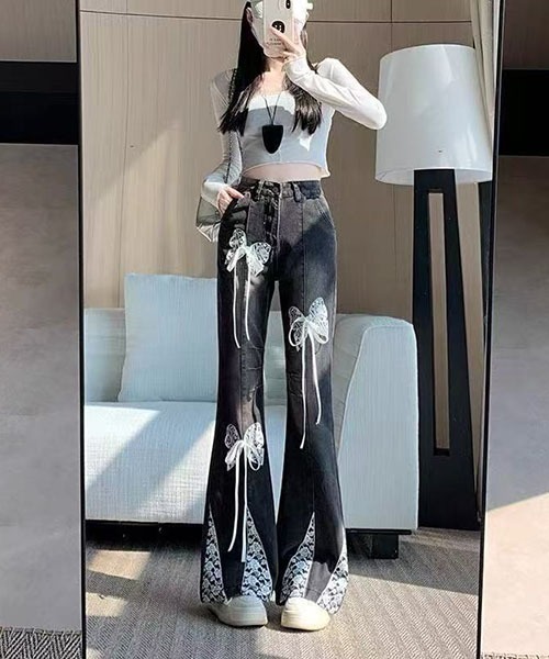 gossip!ロサンゼルス(ゴシップロサンゼルス)の「レース蝶リボン装飾 裾パッチワーク ハイウエストフレアデニムパンツ レディース Y2K 甘辛ストリート(デニムパンツ・レディース・ブラック・S/M/L)」の3枚目の写真