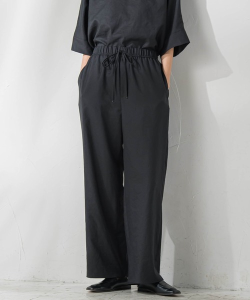 Andequal wave design sheer knit