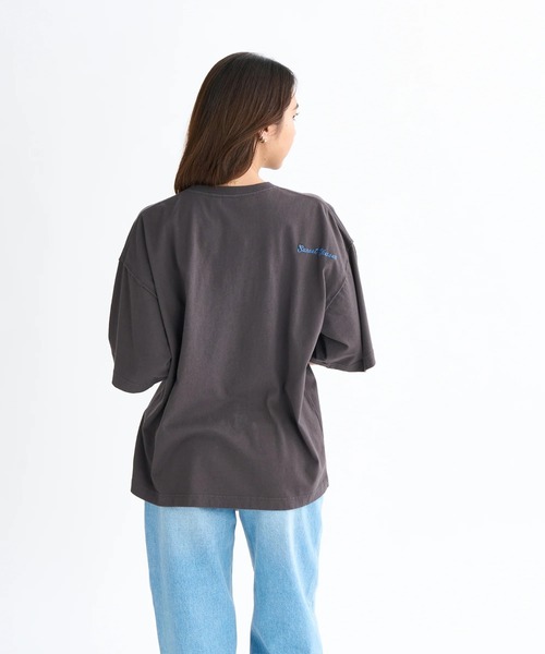 ROXY(ロキシー)の「BELLIS S/S TEE /ロキシーフラワー刺繍ドロップショルダークルーネック半袖Tシャツ(Tシャツ/カットソー・レディース・ブラック/ピンク/ホワイト/ベージュ・LARGE/MEDIUM/SMALL)」の21枚目の写真