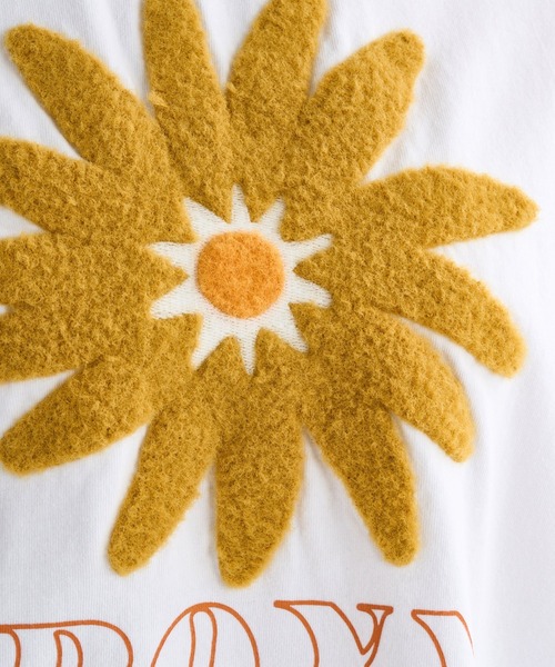 ROXY(ロキシー)の「BELLIS S/S TEE /ロキシーフラワー刺繍ドロップショルダークルーネック半袖Tシャツ(Tシャツ/カットソー・レディース・ブラック/ピンク/ホワイト/ベージュ・LARGE/MEDIUM/SMALL)」の14枚目の写真