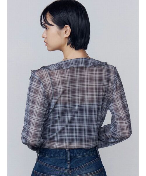 EMODA（エモダ）の「ラッフルハングクロップドブラウス（シャツ/ブラウス・レディース・ブラック/グレー/ベージュ・FREE）」の5枚目の写真