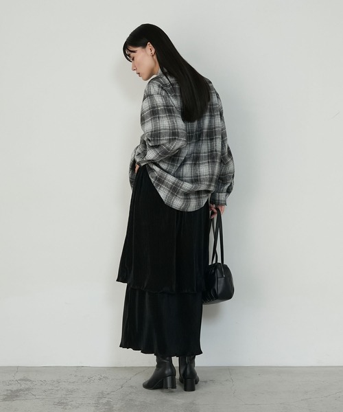forksy.(フォルクシー)の「【forksy.】ブリーチ加工オンブレチェックオーバーサイズシャツ(シャツ/ブラウス・レディース・ブルー系/ブラック系/イエロー系・FREE)」の12枚目の写真