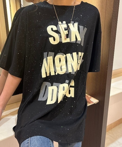 LETee(レティー)の「ロゴプリントビッグティーシャツ(Tシャツ/カットソー・レディース・ホワイト/ブラック・FREE)」の2枚目の写真