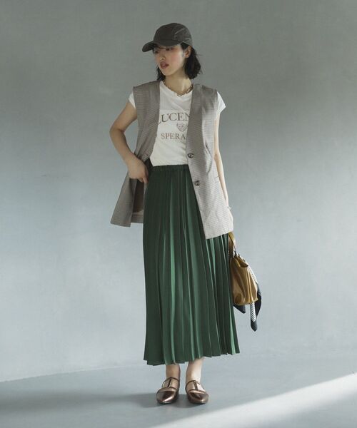 Green　Parks（グリーンパークス）の「サテン変形プリーツスカート（スカート・レディース・ブラウン/グリーン/ブラック/チャコールグレー・FREE）」の16枚目の写真