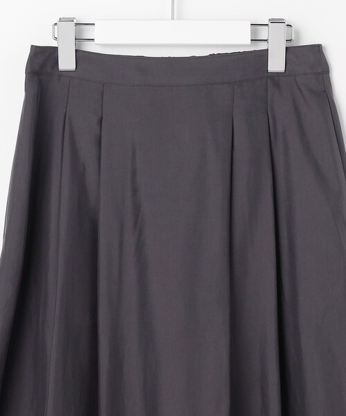 J.PRESS Ladies(J.プレス レディス)の「CUPRAツイル タック スカート(スカート・レディース・ブラウン系/グレー系・S/XS)」の13枚目の写真