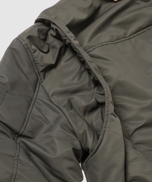 JW Anderson(ジェイダブリューアンダーソン)の「ブルゾン(その他アウター・レディース・その他・XS)」の8枚目の写真