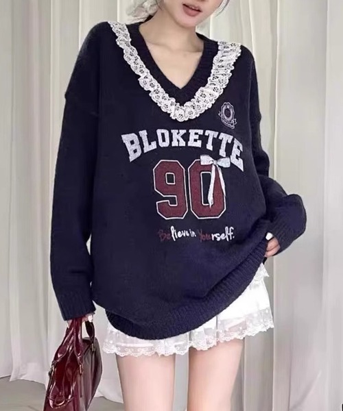 Lace Ladies（レースレディース）の「Vネック 配レース カレッジ柄 ニット プルオーバー（ニット/セーター・レディース・アイボリー/ネイビー/グレー・FREE）」の6枚目の写真