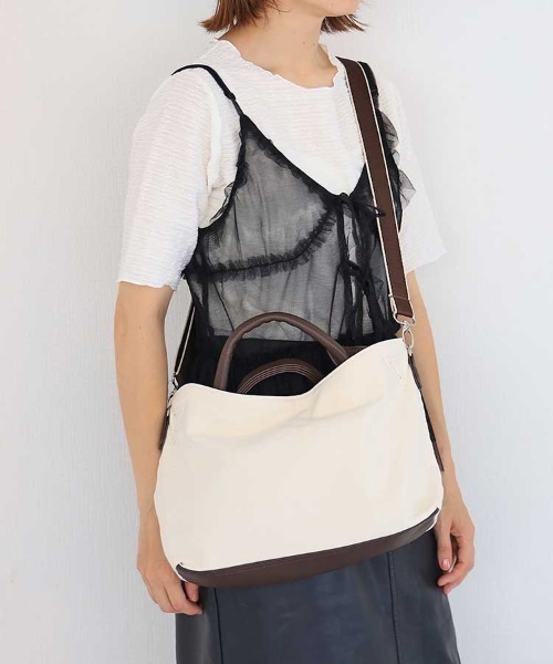 Bleu Bleuet(ブルーブルーエ)の「キャンバス合皮2WAYトートバッグ(トートバッグ・レディース・キナリ/カーキ/ブラック・FREE)」の7枚目の写真
