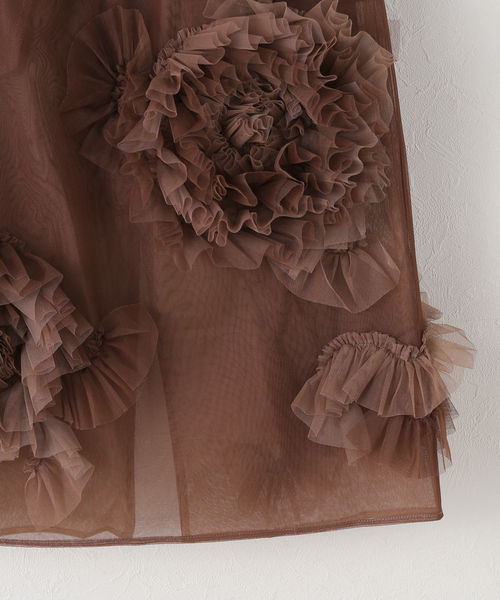 VIVIANO（ヴィヴィアーノ）の「【VIVIANO / ヴィヴィアーノ】 Flower Tulle Skirt（スカート・レディース・ブラウン・FREE）」の4枚目の写真