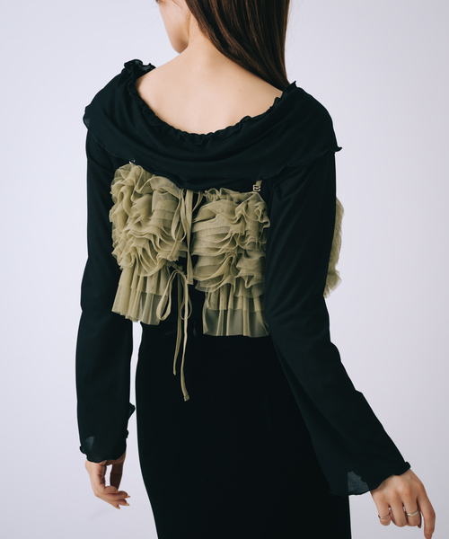 SELFIST(セルフィスト)の「【2点セット】フリルオフショルカットソー×フリルビスチェ(Tシャツ/カットソー・レディース・グレー/ブラック/アイボリー・フリー)」の8枚目の写真