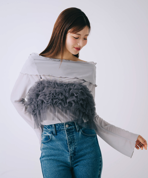 SELFIST(セルフィスト)の「【2点セット】フリルオフショルカットソー×フリルビスチェ(Tシャツ/カットソー・レディース・グレー/ブラック/アイボリー・フリー)」の14枚目の写真