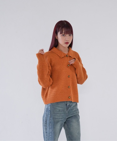 Uenui(ウニュイ)の「【 cunii 】 gold button knit shirt(ニット/セーター・レディース・ブラウン/ホワイト/ネイビー・FREE)」の6枚目の写真