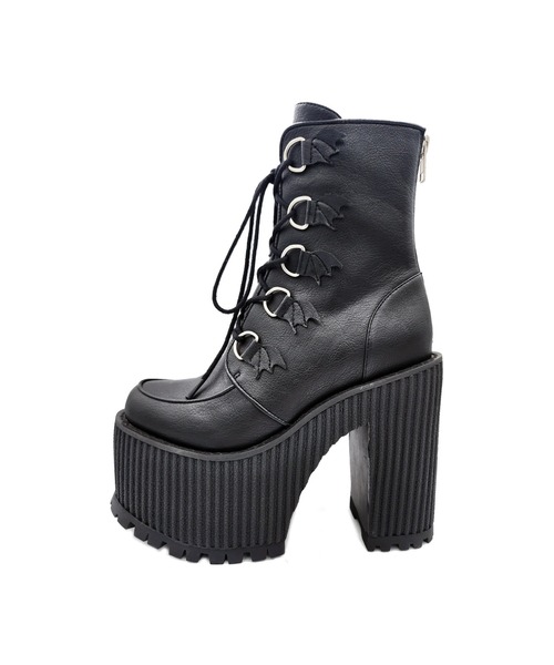 バットモチーフ 厚底レースアップブーツ Charla Tedrick│Jeffrey