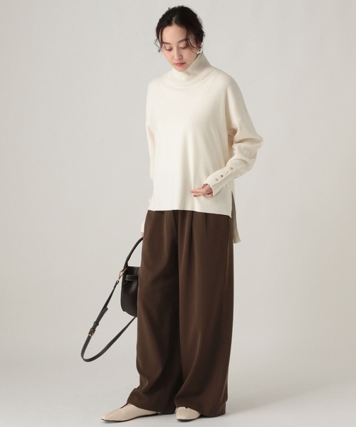 Elura（エルーラ）の「もっちりモイストハイネックプルオーバー/582760（ニット/セーター・レディース・ホワイト系その他/ブラウン/ホワイト/ブラック/ブルー/オレンジ・LARGE/MEDIUM）」の12枚目の写真