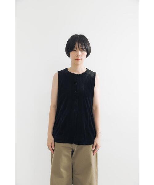 URBAN RESEARCH（アーバンリサーチ）の「ベロアジレ（ベスト・レディース・ブラウン/ブラック・FREE）」の22枚目の写真