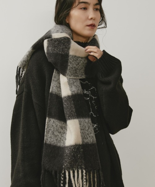 Libra Cue（リブラ キュー）の「ブロックチェックストール（ストール/ショール・レディース・ブラック・FREE）」の6枚目の写真