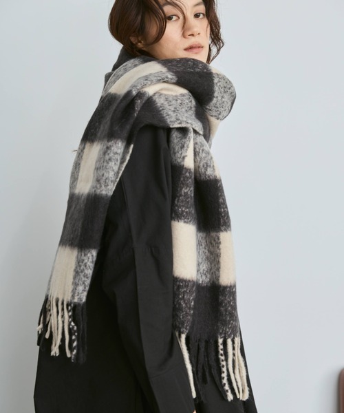 Libra Cue（リブラ キュー）の「ブロックチェックストール（ストール/ショール・レディース・ブラック・FREE）」の14枚目の写真