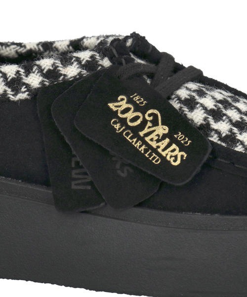 Clarks（クラークス）の「Clarks クラークス TORVIEW W【Clarks 200周年記念モデル/HARRIS TWEED(ハリスツイード)】レディースシューズ(トービューW) 26184945 ブラックツイードコンビ（モカシン/デッキシューズ・レディース・ブラック系その他・23.0cm/23.5cm/24.0cm/24.5cm/22.5cm）」の3枚目の写真
