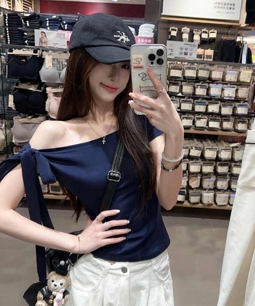 NoBelle(ノベル)の「2way 肩リボン ワンショルダー Tシャツ無地(Tシャツ/カットソー・レディース・ネイビー/ホワイト・M/S)」の3枚目の写真