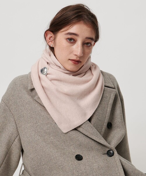 ASAUCE MELER（アソースメレ）の「【別注】＜ASAUCE MELER＞カシミヤ スカーフ（ストール/ショール・レディース・ライトピンク/ダークブラウン・FREE）」の5枚目の写真