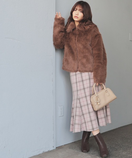 Honeys（ハニーズ）の「衿付ファーブルゾン（ブルゾン・レディース・ブラウン/ベージュ/アイボリー・S/M/L）」の7枚目の写真