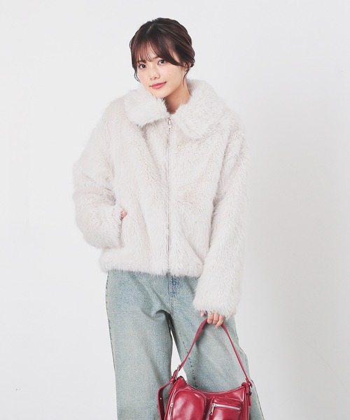 Honeys（ハニーズ）の「衿付ファーブルゾン（ブルゾン・レディース・ブラウン/ベージュ/アイボリー・S/M/L）」の13枚目の写真