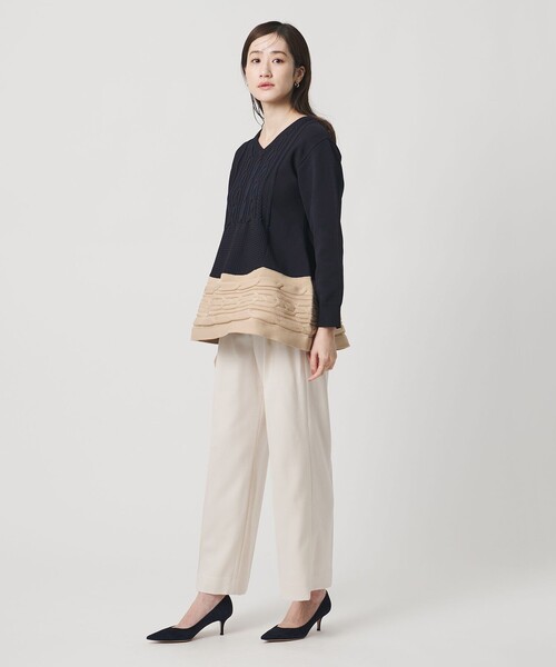 UNITED ARROWS（ユナイテッドアローズ）の「ケーブル Vネック ニット ‐ウォッシャブル‐（ニット/セーター・レディース・ベージュ/ネイビー/ダークグレー・FREE）」の19枚目の写真