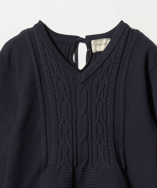 UNITED ARROWS（ユナイテッドアローズ）の「ケーブル Vネック ニット ‐ウォッシャブル‐（ニット/セーター・レディース・ベージュ/ネイビー/ダークグレー・FREE）」の8枚目の写真
