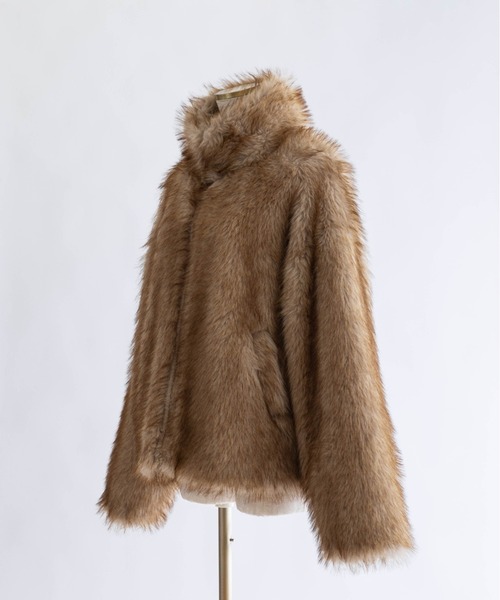 EN NEUME(エンノイム)の「Faux Fur Jacket(その他アウター・レディース・ベージュ/ブラウン/キャメル・FREE)」の5枚目の写真