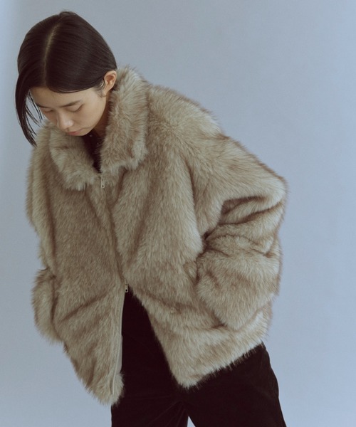 EN NEUME(エンノイム)の「Faux Fur Jacket(その他アウター・レディース・ベージュ/ブラウン/キャメル・FREE)」の19枚目の写真