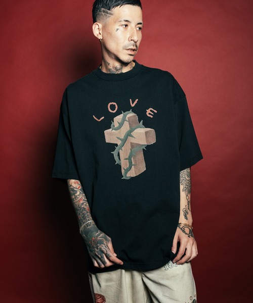 Subciety(サブサエティ)の「Thorn cross tee(Tシャツ/カットソー・メンズ・ブラック/ホワイト/バーガンディー・SMALL/MEDIUM/LARGE/X-LARGE)」の8枚目の写真