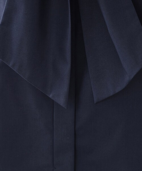 OPAQUE.CLIP(オペークドットクリップ)の「ボウタイブラウス【洗濯機OK】(シャツ/ブラウス・レディース・ネイビー/ダークブラウン/ホワイト・38/40/42)」の15枚目の写真