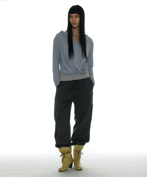 PARTIMENTO WOMEN（パルティメントウィメン）の「ドローストリングラウンドスラックス_グレー（スラックス・レディース・その他・SMALL/MEDIUM）」の7枚目の写真