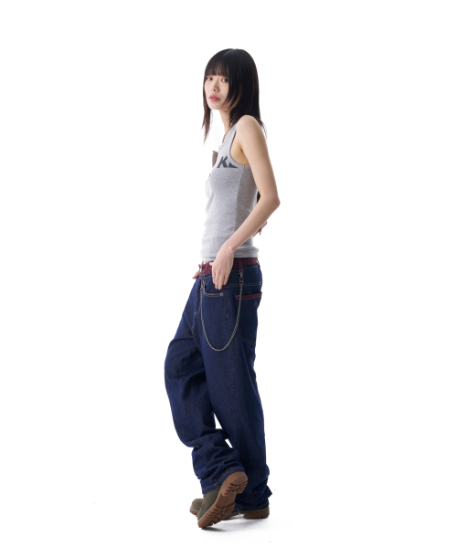 AAKAM(アーカム)の「Rhinestone Slit Sleeveless (Gray)(Tシャツ/カットソー・レディース・その他・2/1)」の10枚目の写真