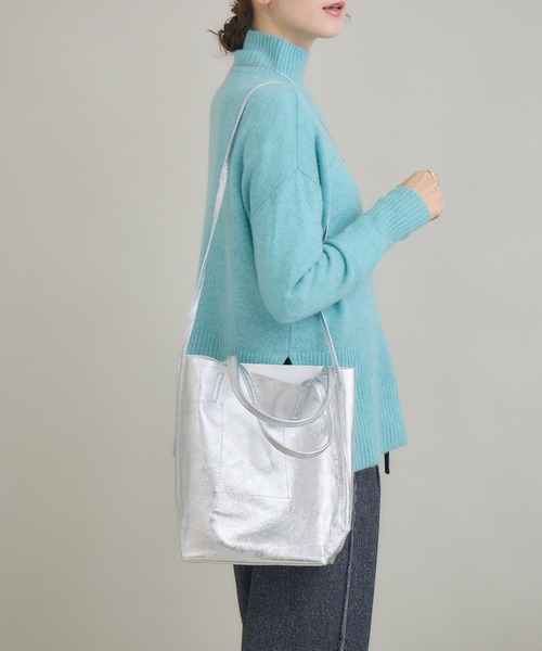 KATHARINE ROSS（キャサリンロス）の「【KATHARINE ROSS】【MILLELA FIRENZE/ミレッラフィレンツェ】ショルダー付きトート（トートバッグ・レディース・シルバー/ブラック・MEDIUM）」の13枚目の写真