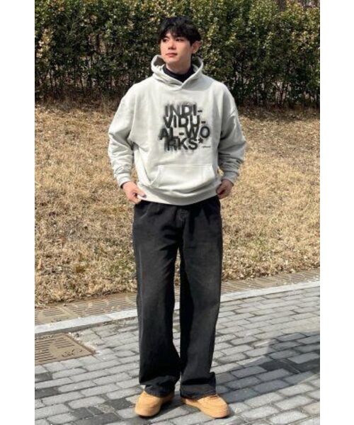 F.ILLUMINATE（フィルミネイト）の「ブラーエフェクトロゴフードパーカー-ライトグレー（パーカー・レディース・その他・SMALL/MEDIUM/LARGE）」の11枚目の写真