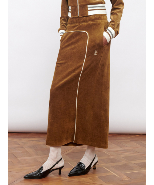 Kijun(キジュン)の「Velour Long Skirt Brown(スカート・レディース・その他・SMALL/MEDIUM/LARGE)」の2枚目の写真