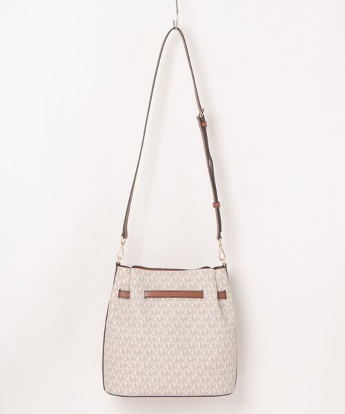 MICHAEL KORS(マイケルコース)の「CARSON コンバーチブル バケット クロスボディ ミディアム - MKシグネチャー(ショルダーバッグ・レディース・ホワイト系・FREE)」の2枚目の写真