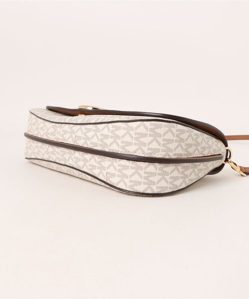 MICHAEL KORS(マイケルコース)の「NOLITA コンバーチブル ショルダー ミディアム - MKシグネチャー(ショルダーバッグ・レディース・ホワイト系その他・FREE)」の6枚目の写真