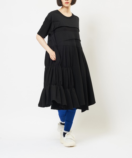 gomme（ゴム）の「アシメパネルカットワンピース（ワンピース・レディース・ブラック・MEDIUM）」の16枚目の写真