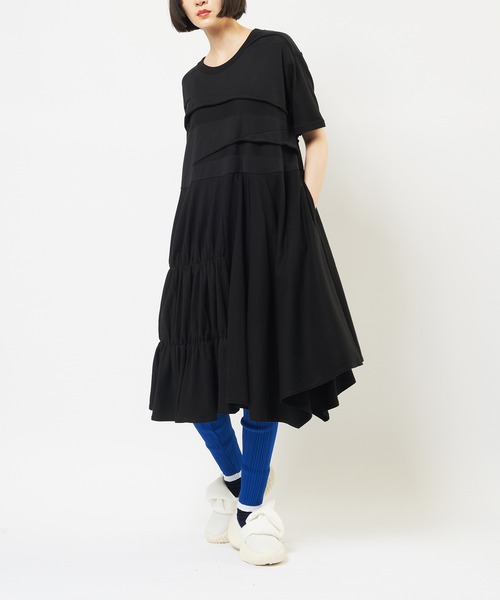 gomme（ゴム）の「アシメパネルカットワンピース（ワンピース・レディース・ブラック・MEDIUM）」の15枚目の写真