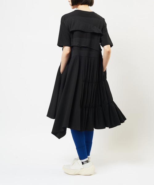 gomme（ゴム）の「アシメパネルカットワンピース（ワンピース・レディース・ブラック・MEDIUM）」の13枚目の写真