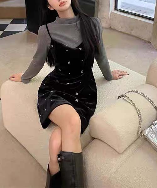 gossip!ロサンゼルス(ゴシップロサンゼルス)の「ベロアキャミソールワンピース リボンベルト付き(ワンピース・レディース・ブラック・S/M)」の5枚目の写真